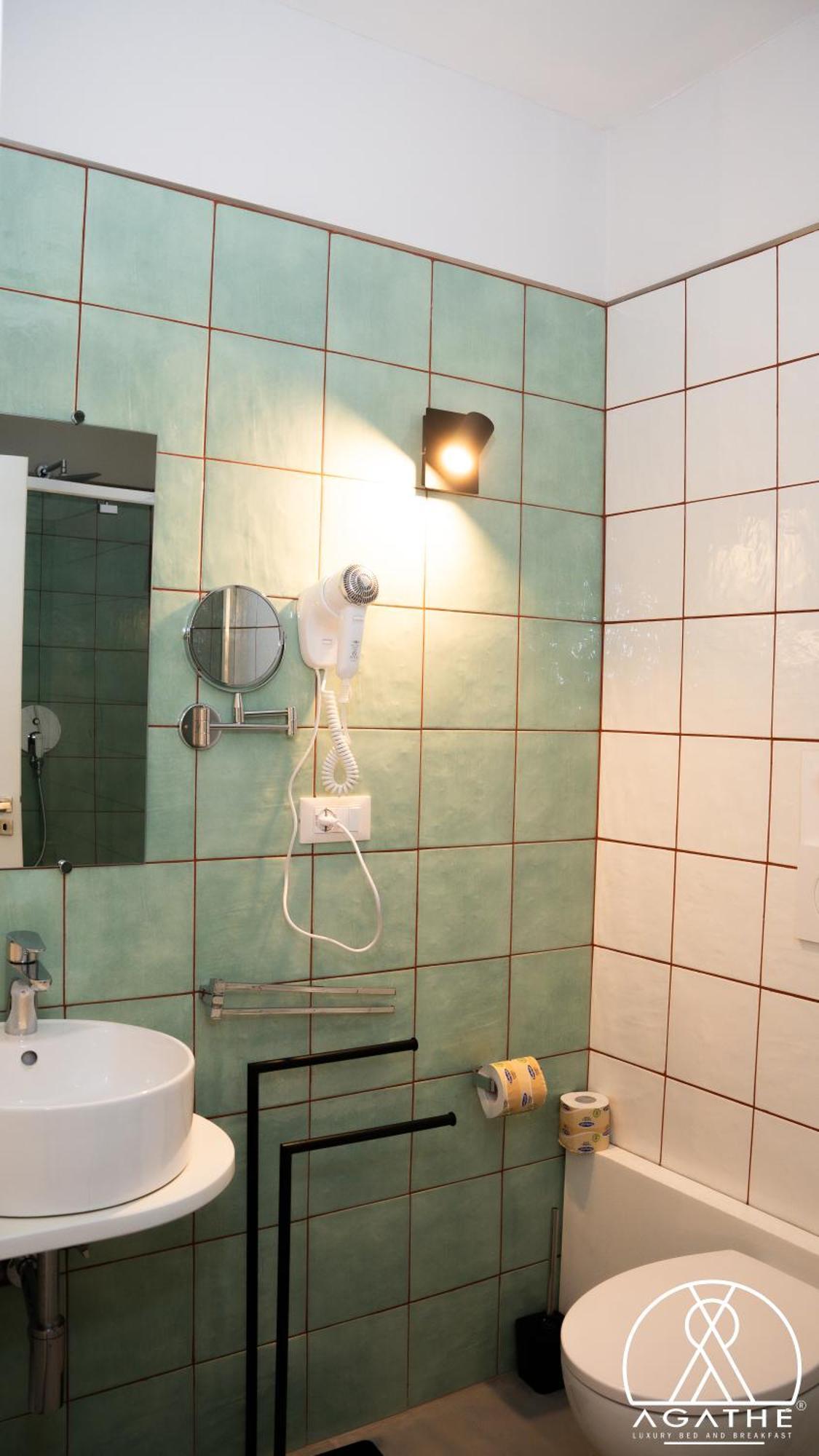 Agathe Luxury Bed & Breakfast *